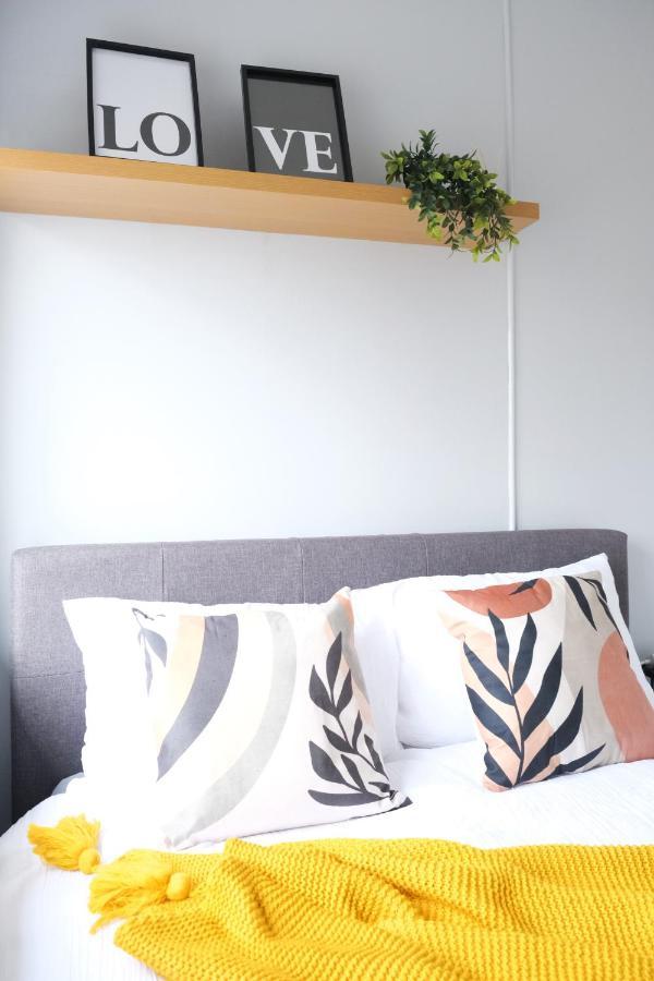 Bee Stays - Northway House Warrington  Exteriér fotografie